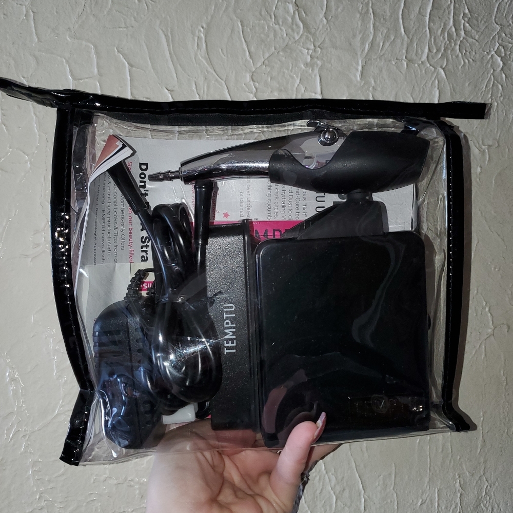 Temptu Airbrush System